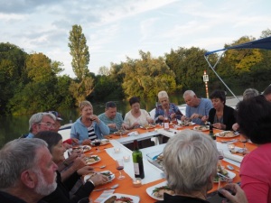 Great_Village_Holidays_group_supper